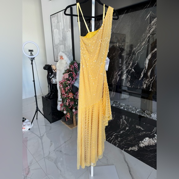 Mac Duggal Dress - Picture 5 of 8